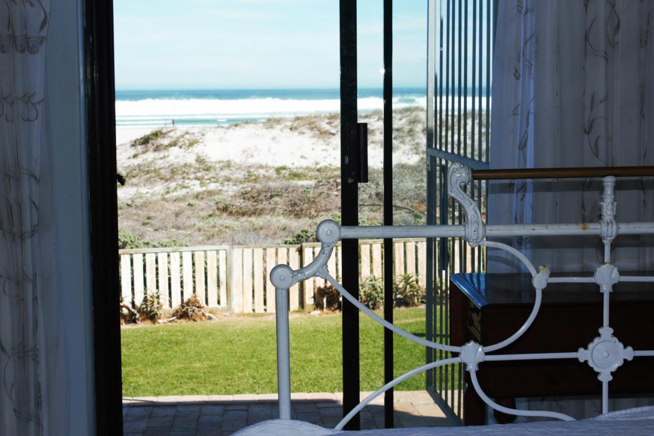 Hotel 14 Penguin Place, Melkbosstrand Exterior foto